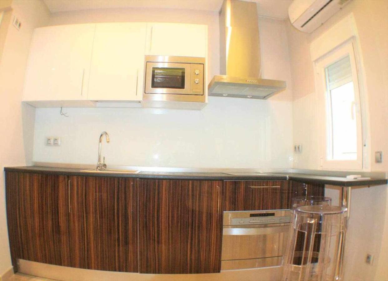 Apartamento con terraza céntrico moderno Nuevo Madrid Esterno foto